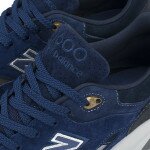 new-balance-oshmans_1600-4